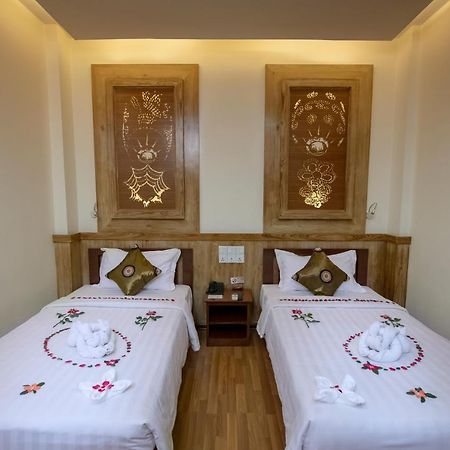Uct Taunggyi Hotel Exterior photo